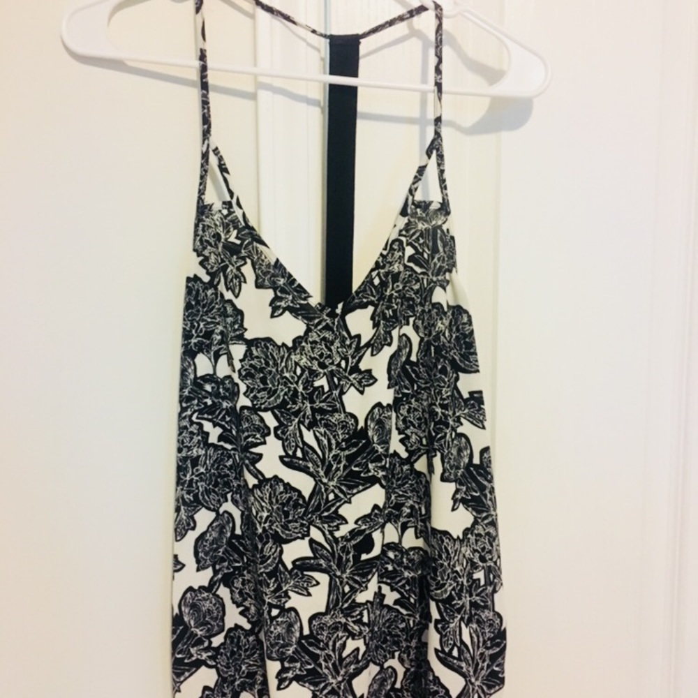 Express Top - Picture 2 of 2